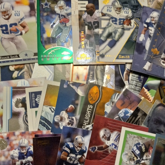 ,upperdeck,score ect Other - PREMIUM  Emmitt Smith football card lot.75 cards (all Different).